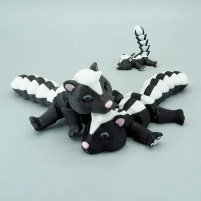 Articulated Skunk