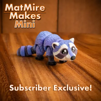 MMMini Raccoon + Santa Hat version